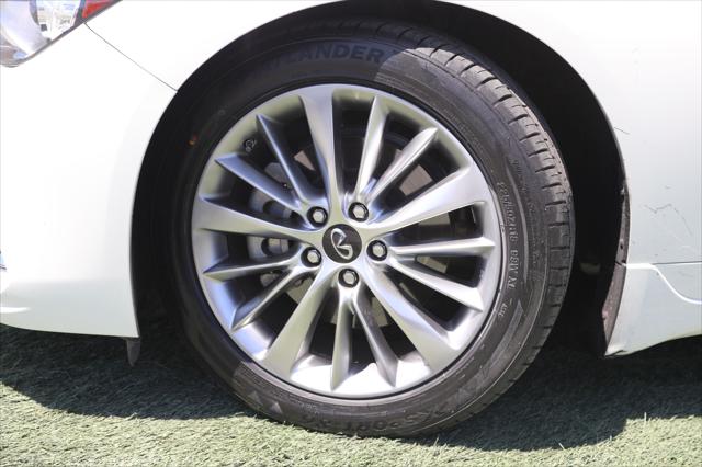 2021 INFINITI Q50 LUXE