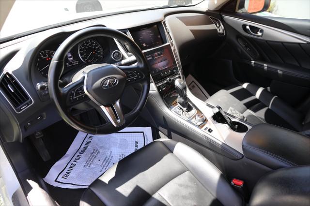 2021 INFINITI Q50 LUXE