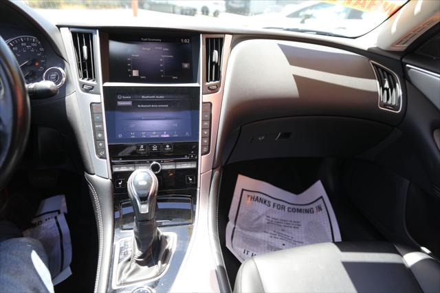 2021 INFINITI Q50 LUXE
