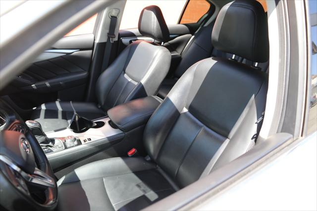 2021 INFINITI Q50 LUXE