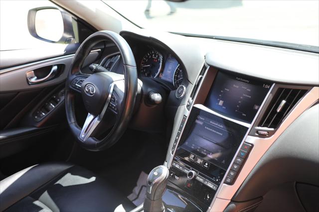 2021 INFINITI Q50 LUXE
