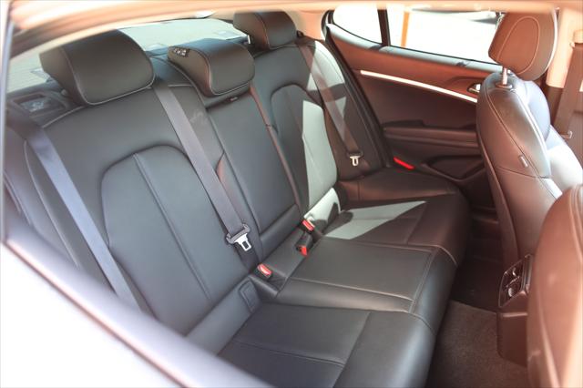 2023 Genesis G70 2.0T AWD
