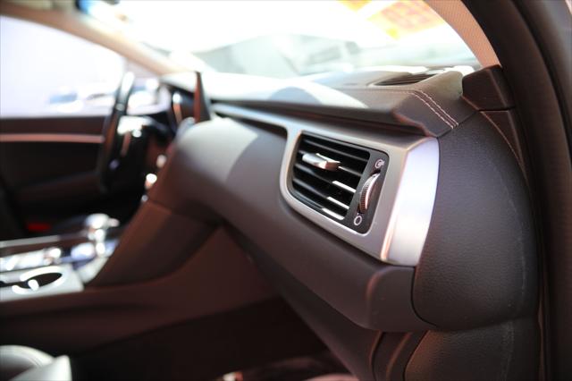 2023 Genesis G70 2.0T AWD
