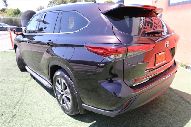 2022 Toyota Highlander XLE