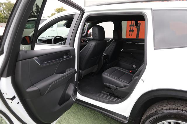 2024 GMC Acadia AWD Elevation