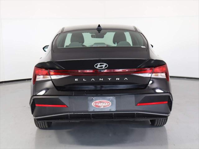 2024 Hyundai Elantra SE