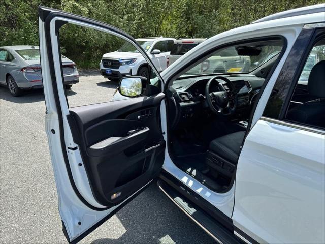 2022 Honda Pilot AWD Elite