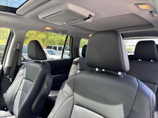 2022 Honda Pilot AWD Elite