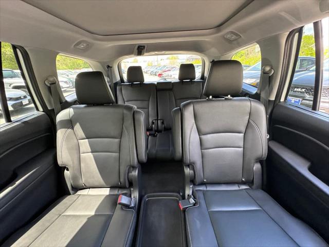 2022 Honda Pilot AWD Elite