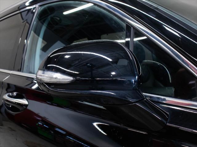 Santa Fe Luxury Hybrid