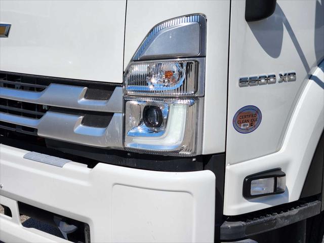 2025 Chevrolet 6500XD LCF 2WD Reg Cab 224
