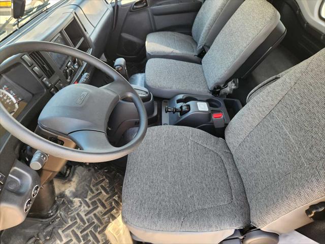 2025 Chevrolet 6500XD LCF 2WD Reg Cab 224