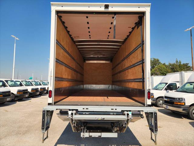 2025 Chevrolet 6500XD LCF 2WD Reg Cab 224