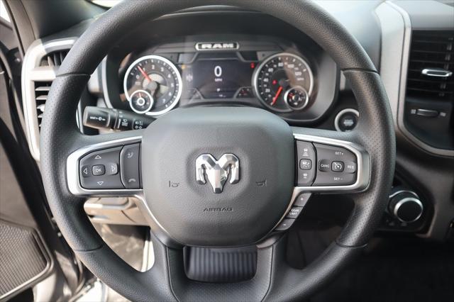 2025 RAM Ram 1500 RAM 1500 WARLOCK CREW CAB 4X4 57 BOX