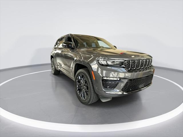 2025 Jeep Grand Cherokee GRAND CHEROKEE SUMMIT 4X4