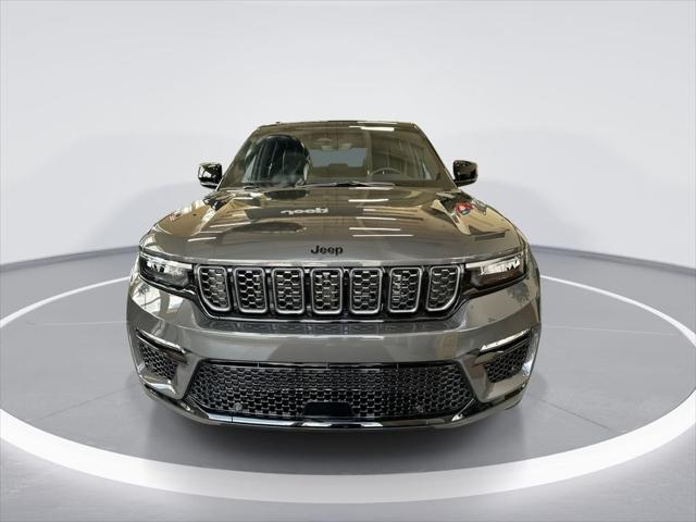 2025 Jeep Grand Cherokee GRAND CHEROKEE SUMMIT 4X4