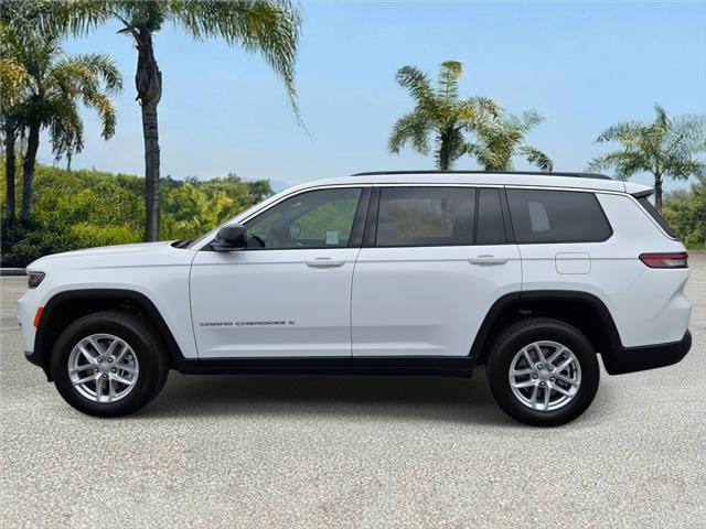 2025 Jeep Grand Cherokee GRAND CHEROKEE L LAREDO X 4X2
