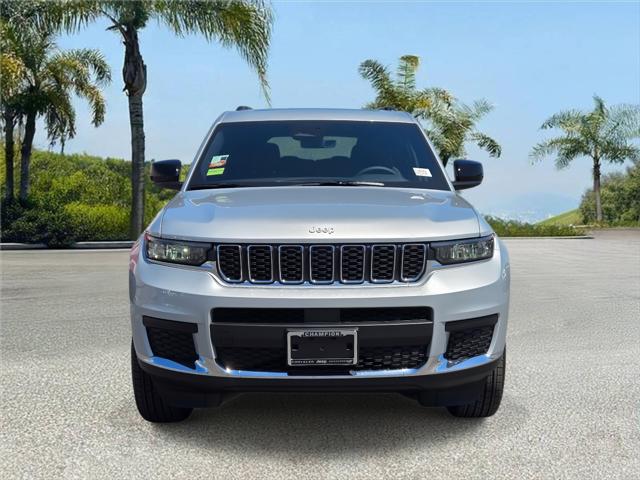 2025 Jeep Grand Cherokee GRAND CHEROKEE L LAREDO X 4X2