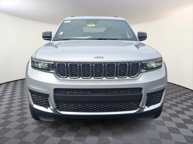 2025 Jeep Grand Cherokee GRAND CHEROKEE L LAREDO X 4X4