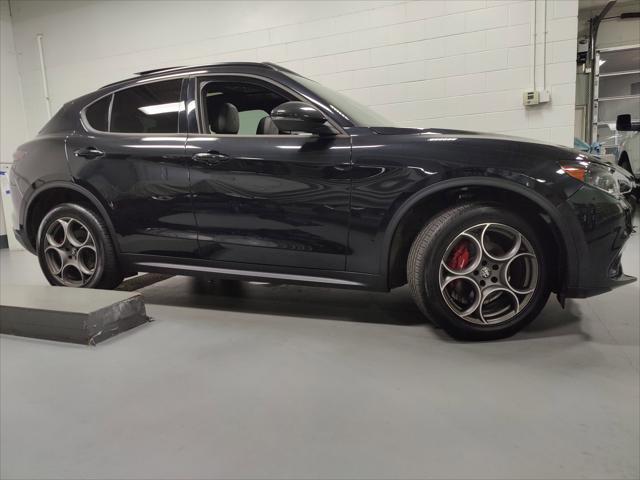 2024 Alfa Romeo Stelvio Sprint AWD 2024 Alfa Romeo Stelvio Sprint AWD