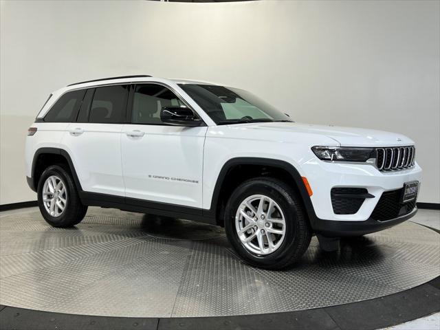2025 Jeep Grand Cherokee GRAND CHEROKEE LAREDO X 4X4