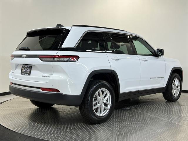 2025 Jeep Grand Cherokee GRAND CHEROKEE LAREDO X 4X4