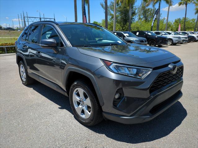2020 Toyota RAV4 XLE