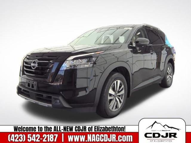 2022 Nissan Pathfinder SL 4WD