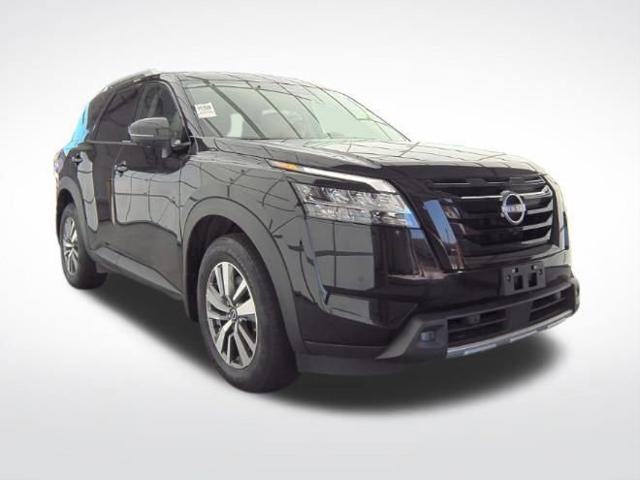 2022 Nissan Pathfinder SL 4WD