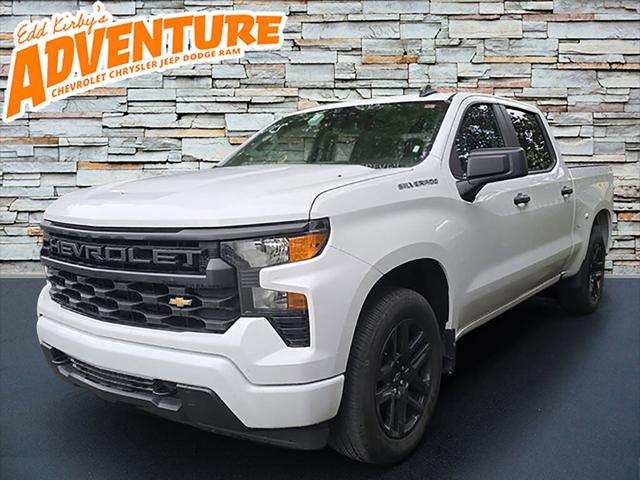 2022 Chevrolet Silverado 1500 2WD Crew Cab Short Bed Custom