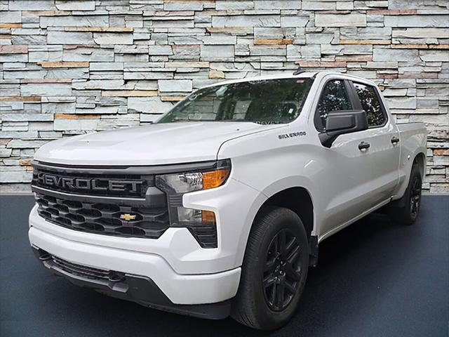 2022 Chevrolet Silverado 1500 2WD Crew Cab Short Bed Custom