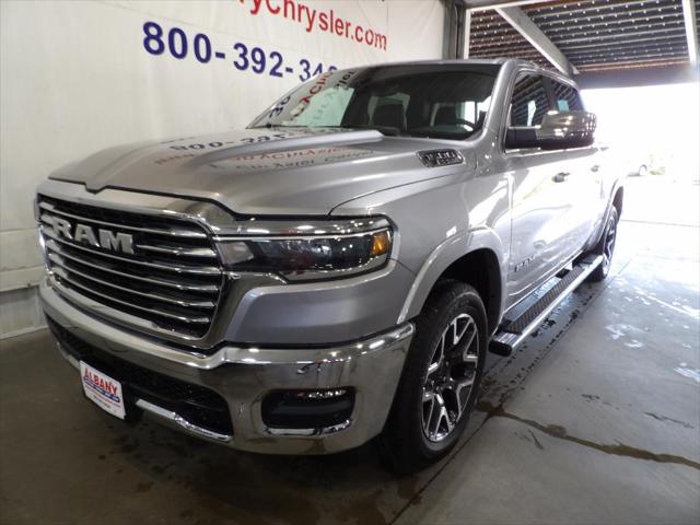 2025 RAM Ram 1500 RAM 1500 LARAMIE CREW CAB 4X4 57 BOX