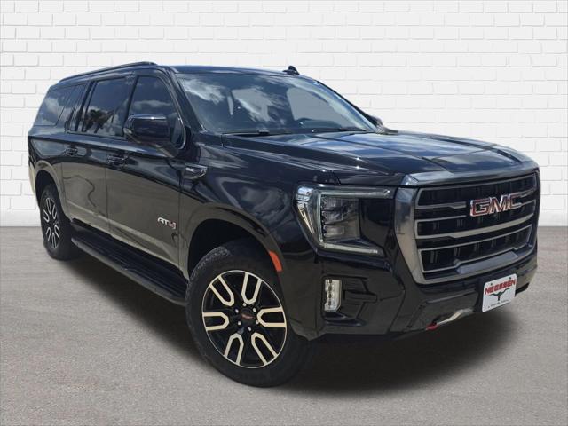 2023 GMC Yukon XL 4WD AT4