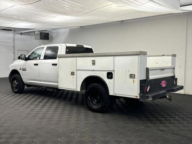 2017 RAM 3500 Chassis Tradesman/SLT/Laramie