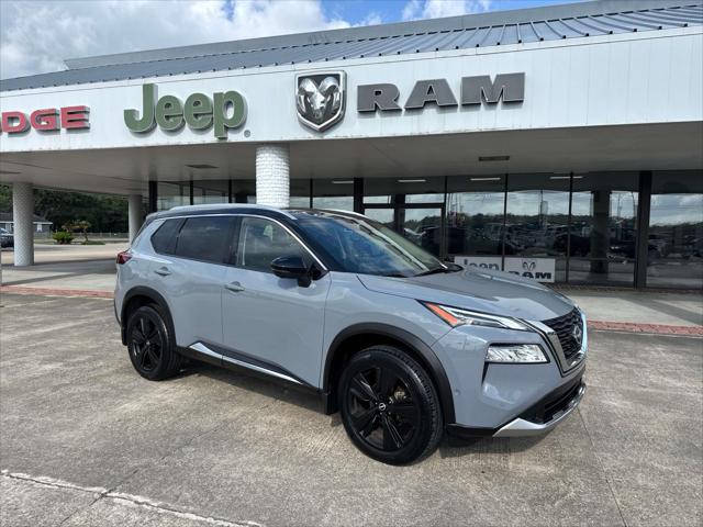 2023 Nissan Rogue Platinum FWD