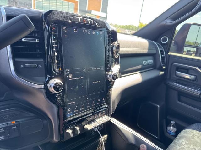 2024 RAM 2500 Laramie Crew Cab 4x4 64 Box