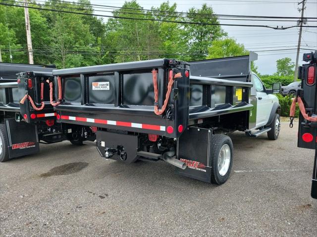 2024 RAM Ram 5500 Chassis Cab RAM 5500 TRADESMAN CHASSIS REGULAR CAB 4X4 84 CA 2024 RAM Ram 5500 Chassis Cab RAM 5500 TRADESMAN CHASSIS REGULAR CAB 4X4 84 CA
