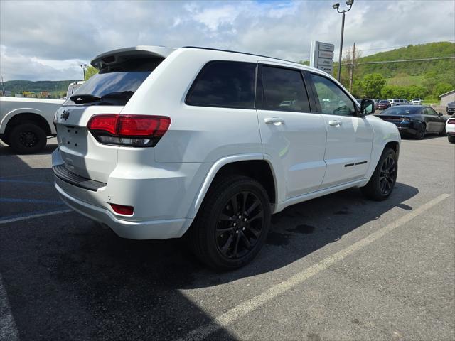 2021 Jeep Grand Cherokee Laredo X 4x4
