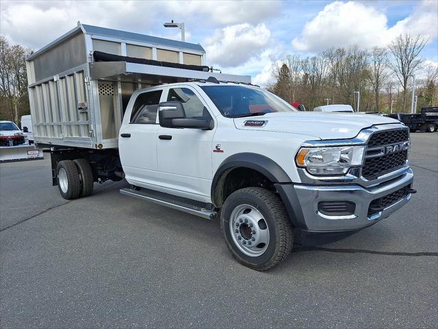 2024 RAM Ram 5500 Chassis Cab RAM 5500 TRADESMAN CHASSIS CREW CAB 4X4 84 CA