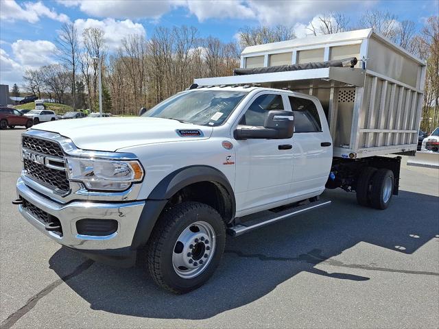 2024 RAM Ram 5500 Chassis Cab RAM 5500 TRADESMAN CHASSIS CREW CAB 4X4 84 CA