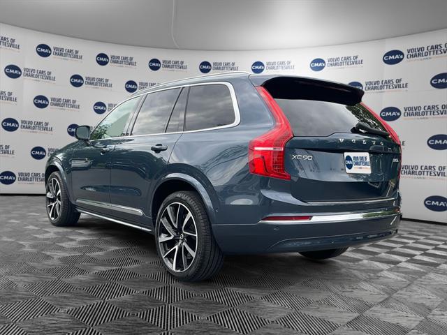 2023 Volvo XC90 B5 Plus