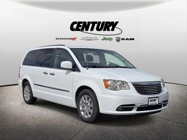 2014 Chrysler Town and Country Touring