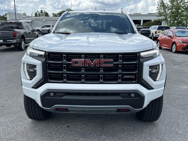 2024 GMC Canyon 4WD AT4