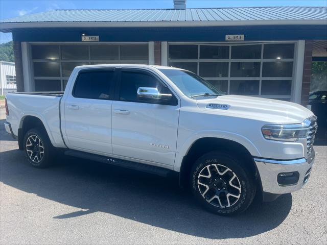2025 RAM 1500 Laramie Crew Cab 4x4 57 Box