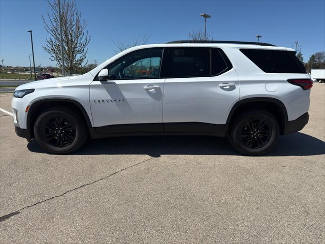 2023 Chevrolet Traverse AWD LT Cloth