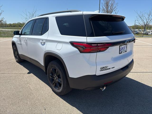 2023 Chevrolet Traverse AWD LT Cloth