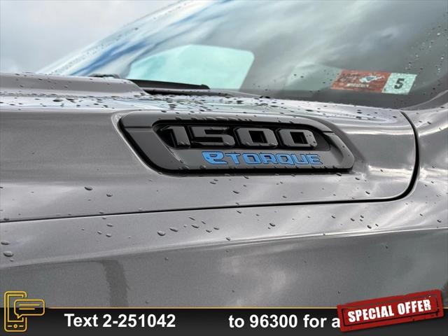 2025 RAM Ram 1500 RAM 1500 TRADESMAN CREW CAB 4X4 57 BOX