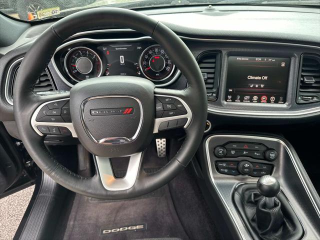 2016 Dodge Challenger R/T Plus