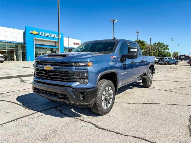 2025 Chevrolet Silverado 2500HD 4WD Crew Cab Standard Bed Custom