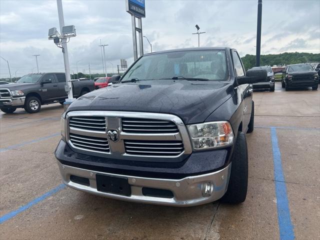 2017 RAM 1500 Lone Star Crew Cab 4x2 57 Box